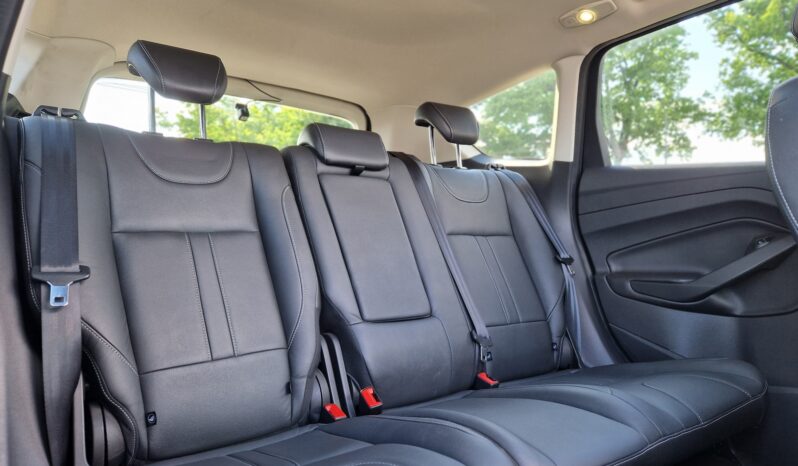 Ford Kuga 1,6 Turbo Titanium vol