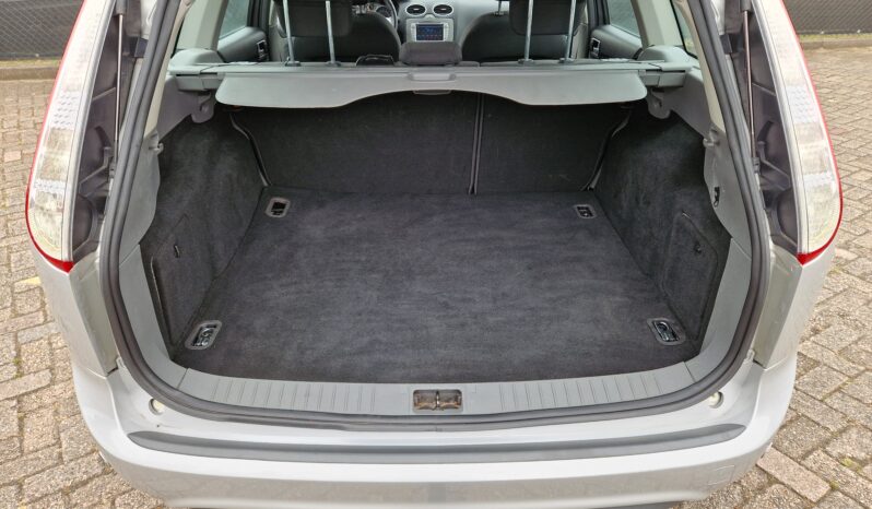 Ford Focus 1.8 Titanium Station vol