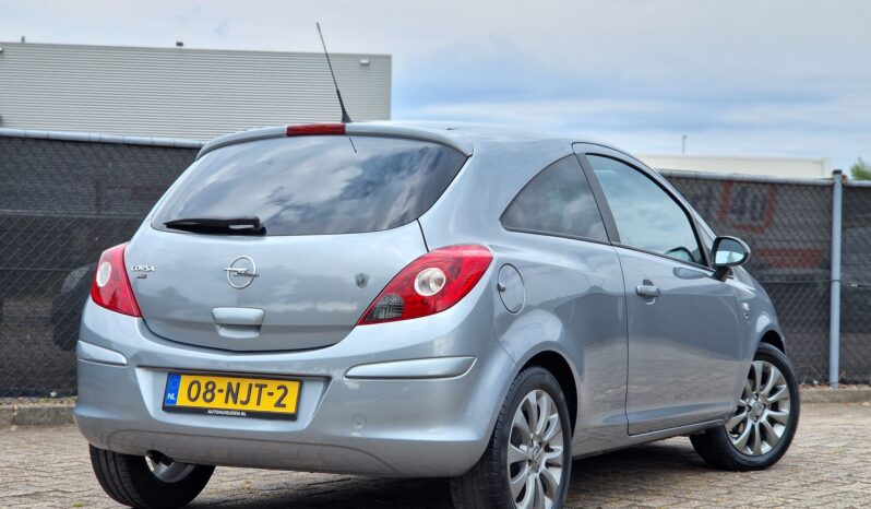 Opel Corsa 1.2-16V ‘111’ Edition vol