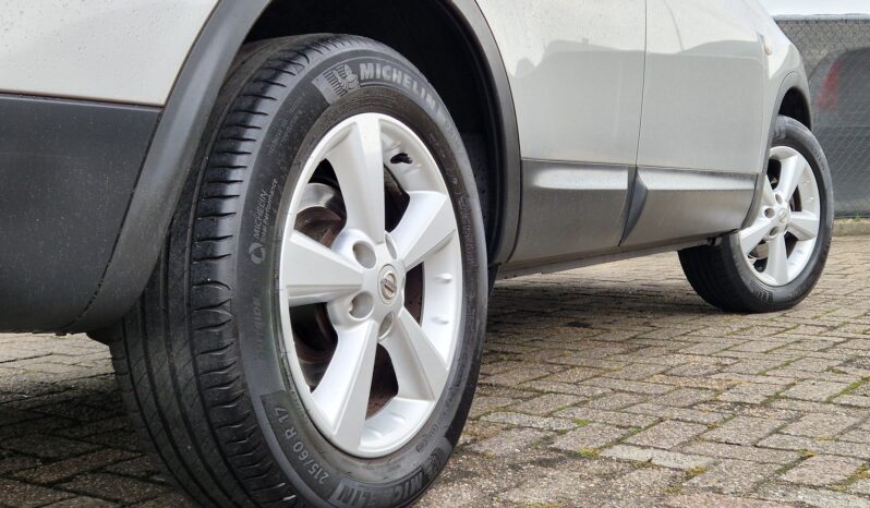 Nissan Qashqai 1,6 Acenta vol
