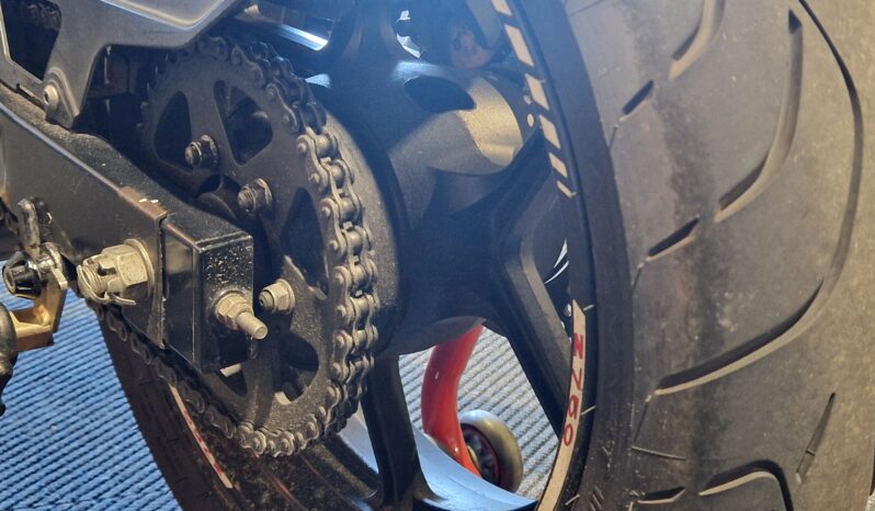 Kawasaki Z 750 Parelmoerwit vol