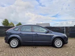 Ford Focus 1,8 limited 5Dr vol