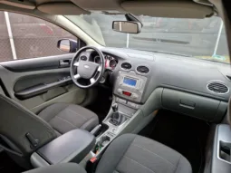 Ford Focus 1,8 limited 5Dr vol