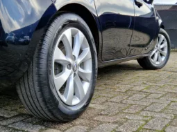 Opel Corsa 1.4 Favourite 5Dr vol