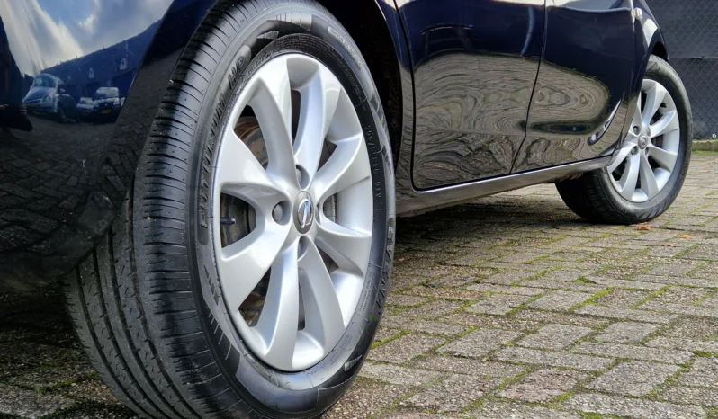 Opel Corsa 1.4 Favourite 5Dr vol