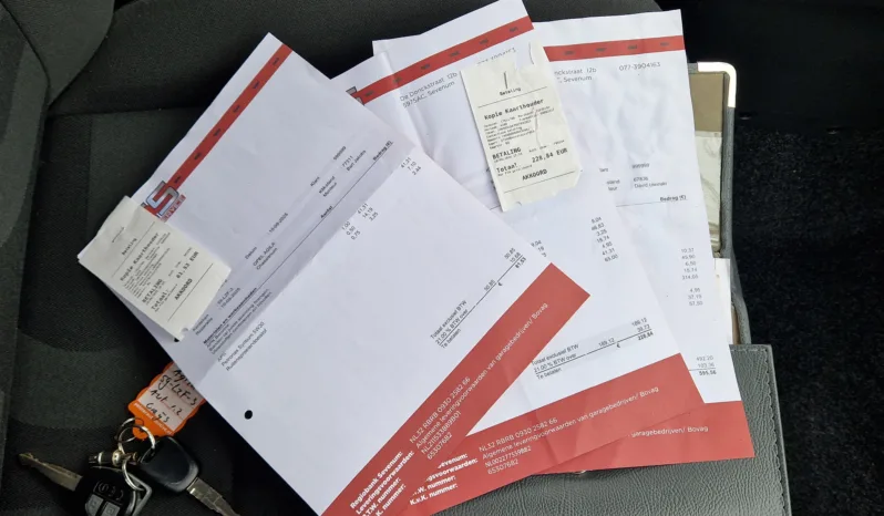 Opel Agila 1.2 Edition AUTOMAAT vol