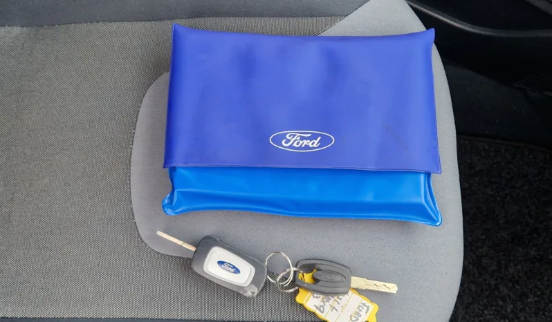 Ford ka 1,2 Titanium-X Parelmoerwitmetallic vol