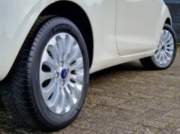 Ford Ka 1.2 Titanium X vol