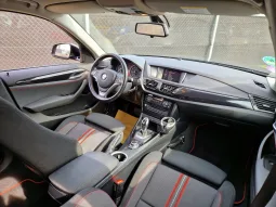 BMW X1 2,0 Automaat sDrive20i Executive Sport vol