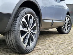Nissan Qashqai 1.6 Connect Edition Pano vol