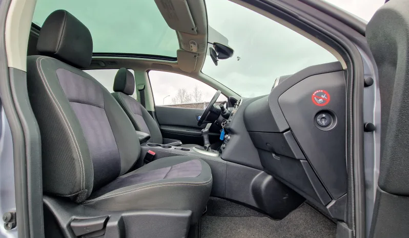 Nissan Qashqai 1.6 Connect Edition Pano vol