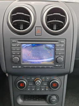 Nissan Qashqai 1.6 Connect Edition Pano vol