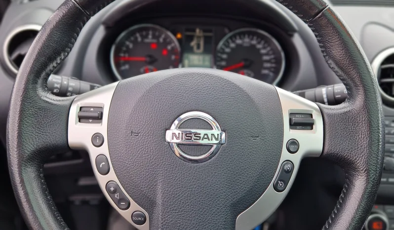 Nissan Qashqai 1.6 Connect Edition Pano vol