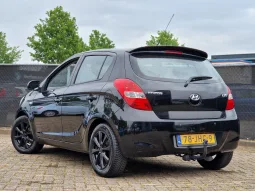 Hyundai i20 1.2i DynamicVersion 5Dr Trekhaak vol