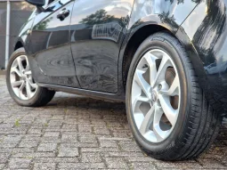 Opel Corsa 1.4 Color Edition vol