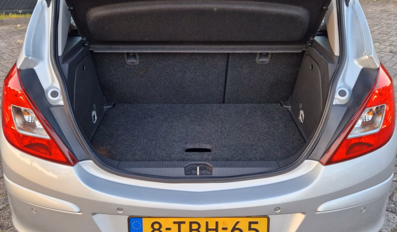 Opel Corsa 1.4 Cosmo 5dr vol