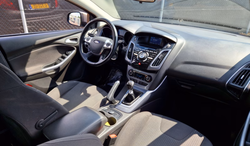 Ford Focus Wagon 1.6 EcoBoost Titanium vol