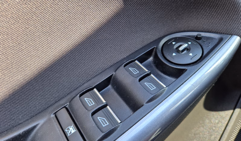 Ford Focus Wagon 1.6 EcoBoost Titanium vol