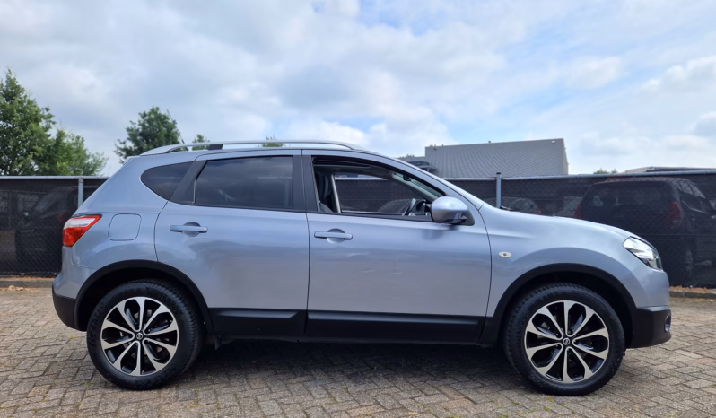 Nissan Qashqai 1.6 Connect Edition Pano vol