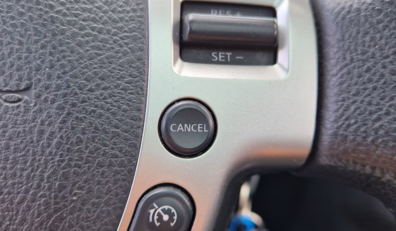 Nissan Qashqai 1.6 Connect Edition Pano vol