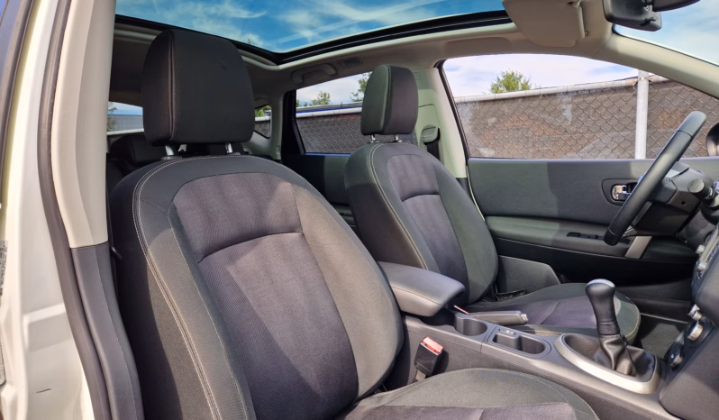 Nissan Qashqai 1.6 Connect Edition Pano vol