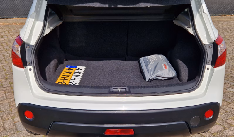 Nissan Qashqai 1.6 Connect Edition Pano vol